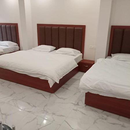 Hotel Kaushik Palace Haridwār Exterior photo